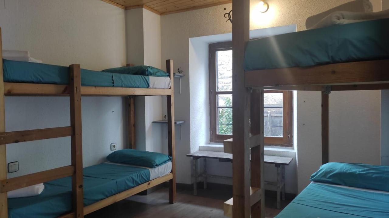 Albergue Triton - Villanúa Eksteriør billede